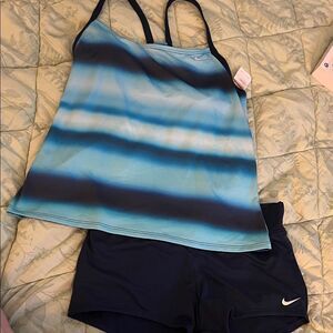 Nike Aqua and Navy Activewear Set